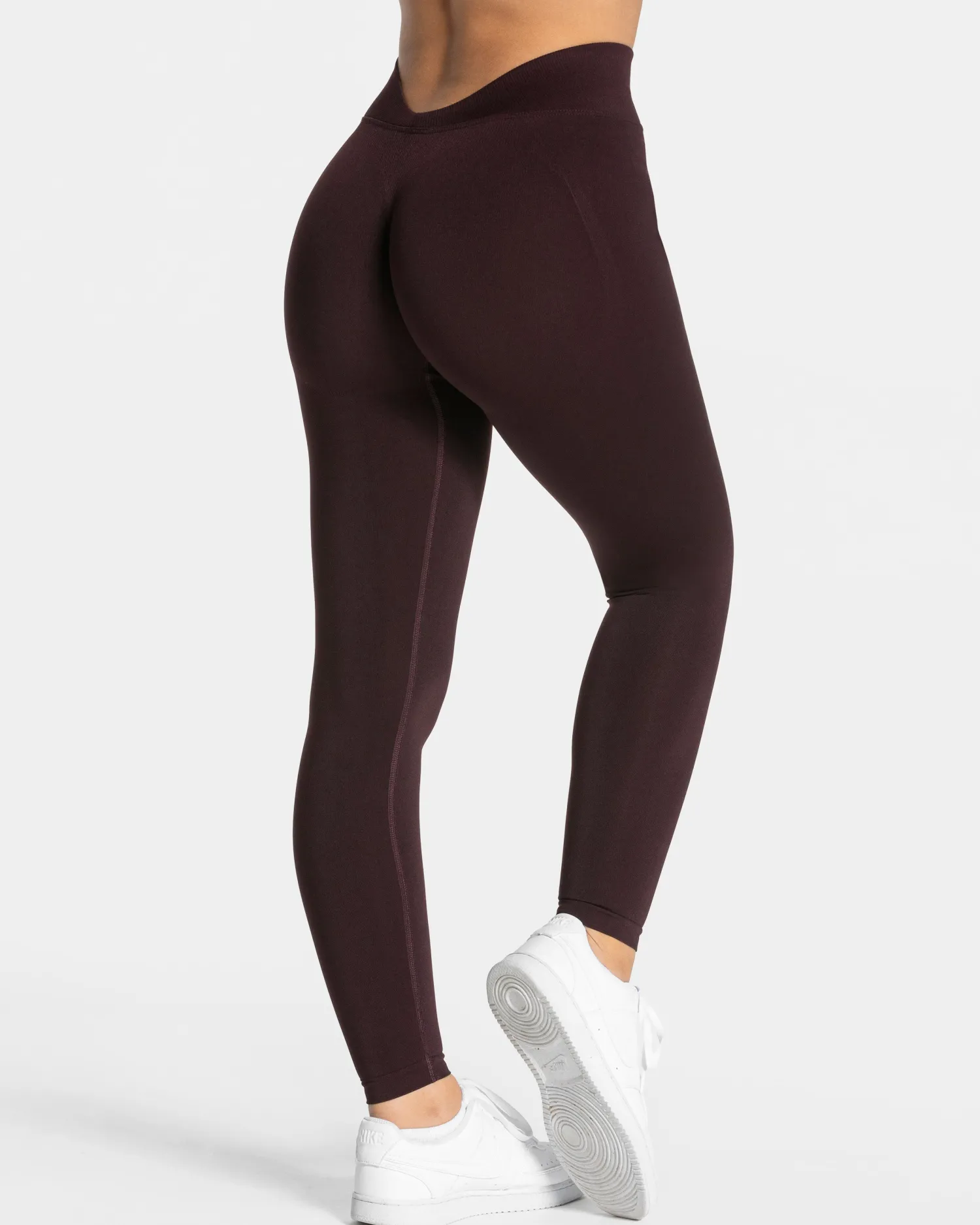 TEVEO Essence V-Back Covert Scrunch Leggings ""^Damen Leggings & Hosen