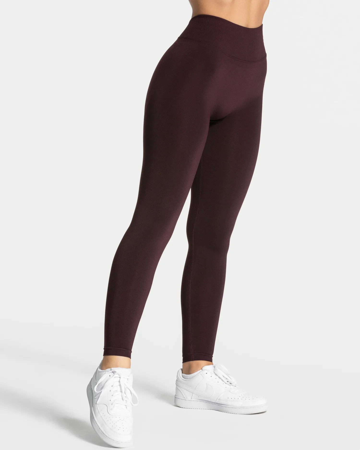 TEVEO Essence V-Back Covert Scrunch Leggings ""^Damen Leggings & Hosen