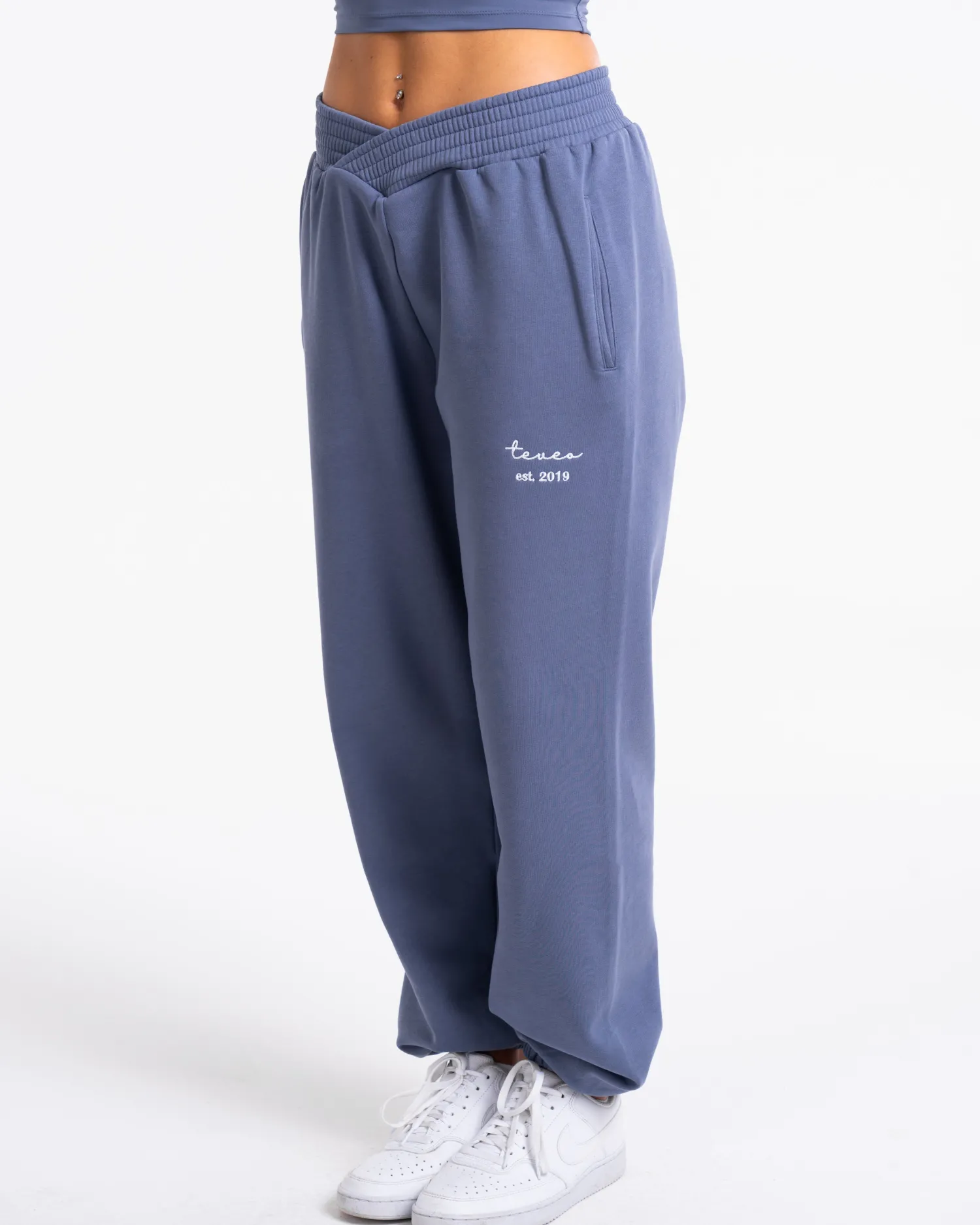 TEVEO Fearless V-Shape Oversized Jogger ""^Damen Leggings & Hosen